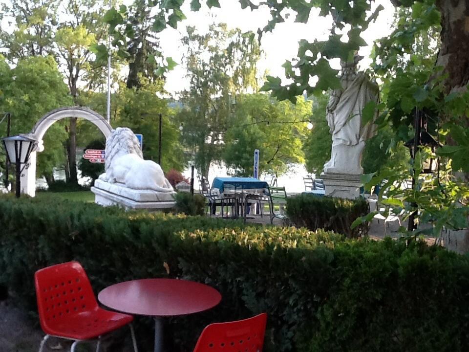 Guest House Pizzeria Pazza Da Gianni Stein Am Rhein Eksteriør bilde
